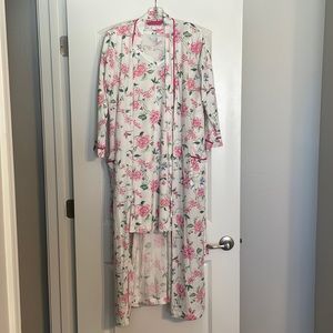 Floral sleep dress and robe